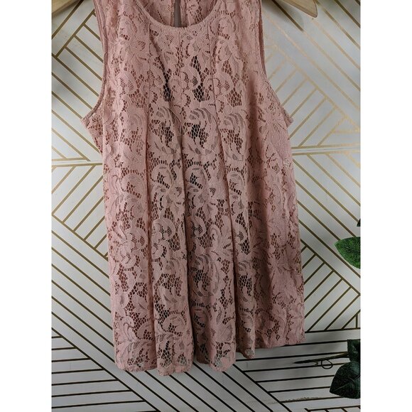 BCBGeneration Women's Pink Lace Sheer Tank Blouse Sleeveless Size Small - Picture 3 of 8